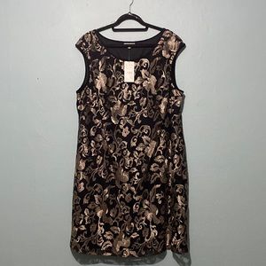 BNWT Laura Plus Black Dress with Gold Embroidery.